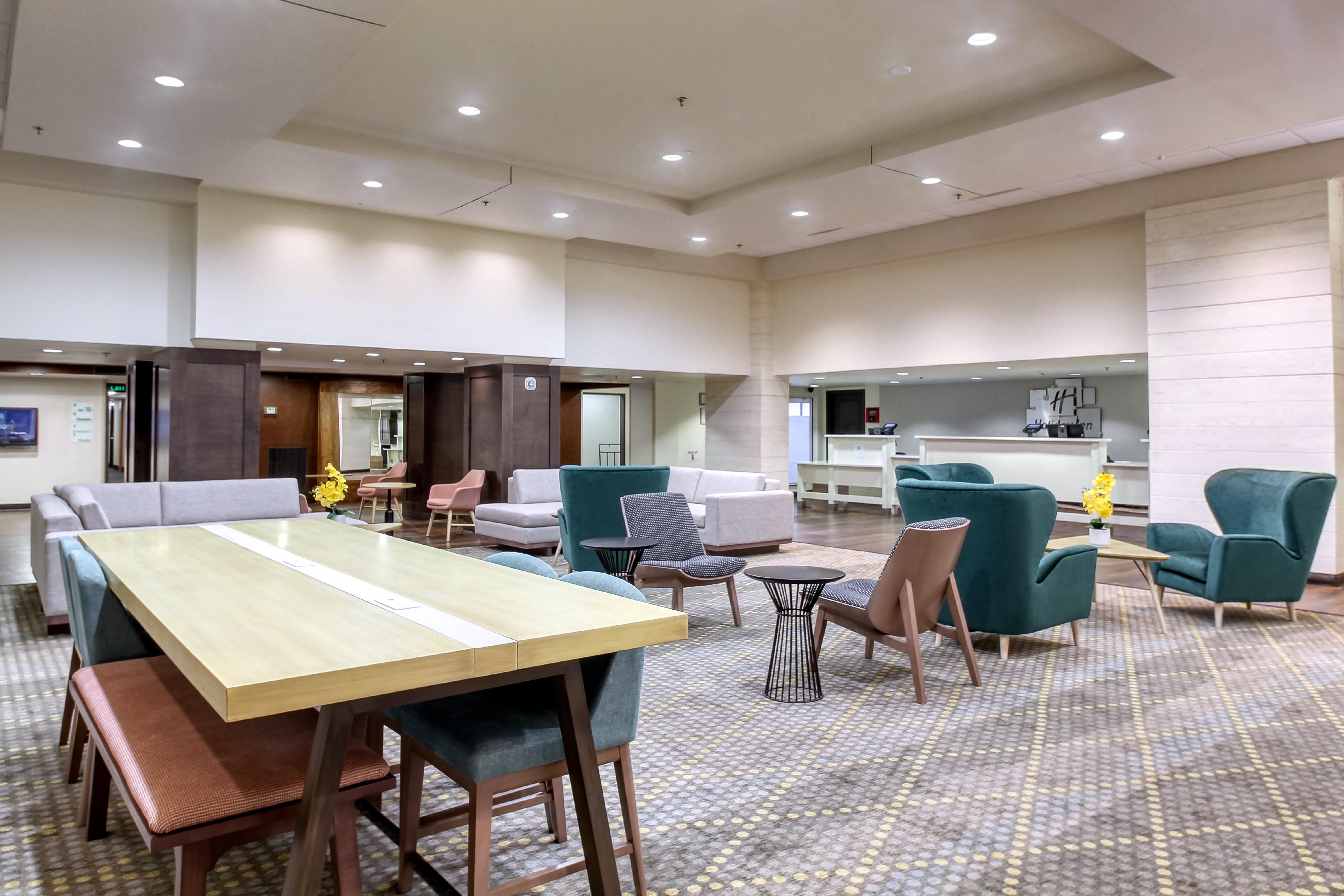 Holiday Inn & Suites Atlanta Airport North By Ihg College Park Eksteriør bilde